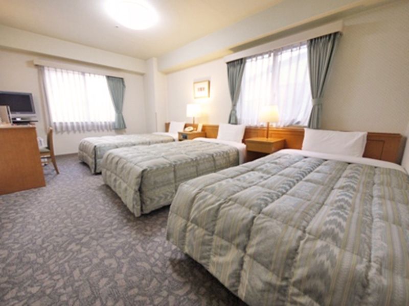 Hotel Route-Inn Kumamoto Ekimae Экстерьер фото